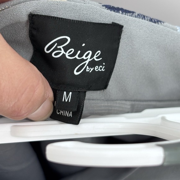 Eci NY Blue Embroidered Floral Pencil Skirt Women's Medium Romantic Academia - Picture 5 of 9